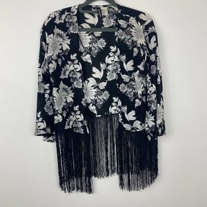 Divided Kimono with black fringe size XS 3/4 sleeves